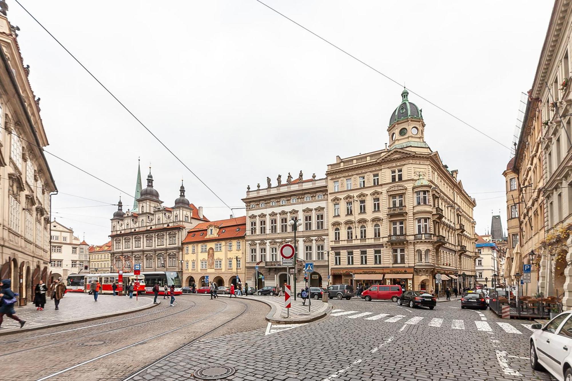 Apartment Malostranské Náměstí Praga Esterno foto