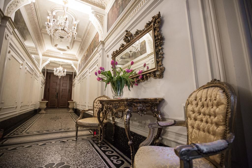 Apartment Malostranské Náměstí Praga Esterno foto